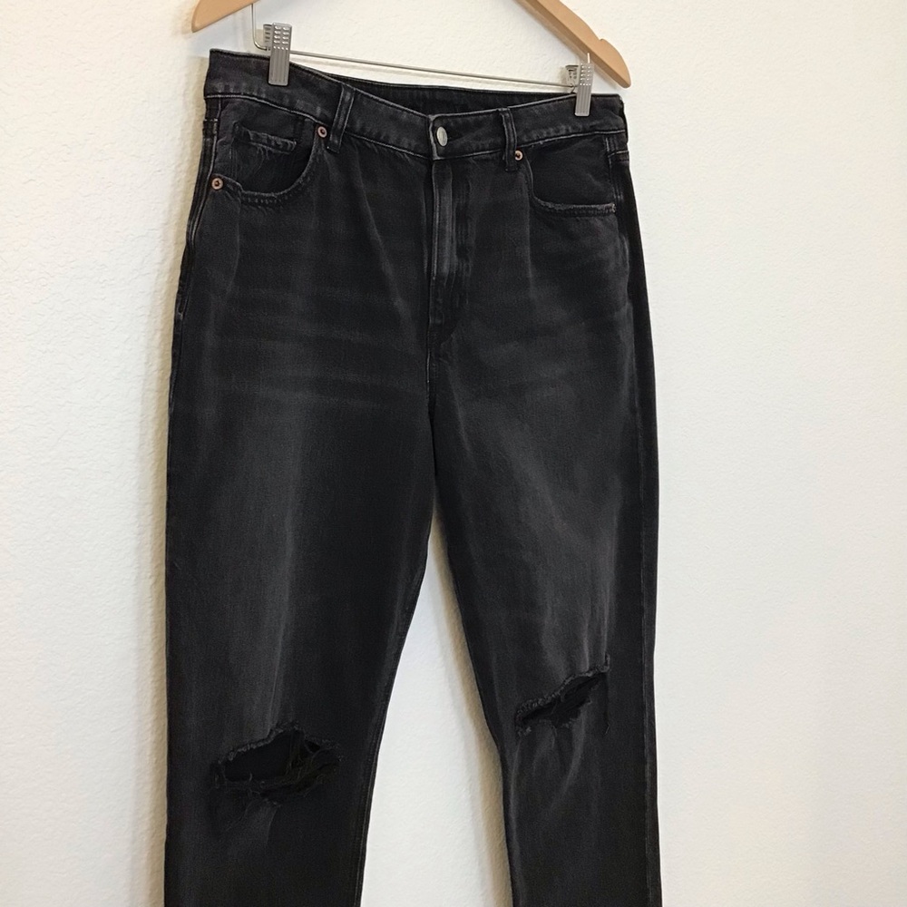 American Eagle 12 Mom Jeans Womens High Rise Distressed Faded Black Strigid 2024 - Picture 4 of 13
